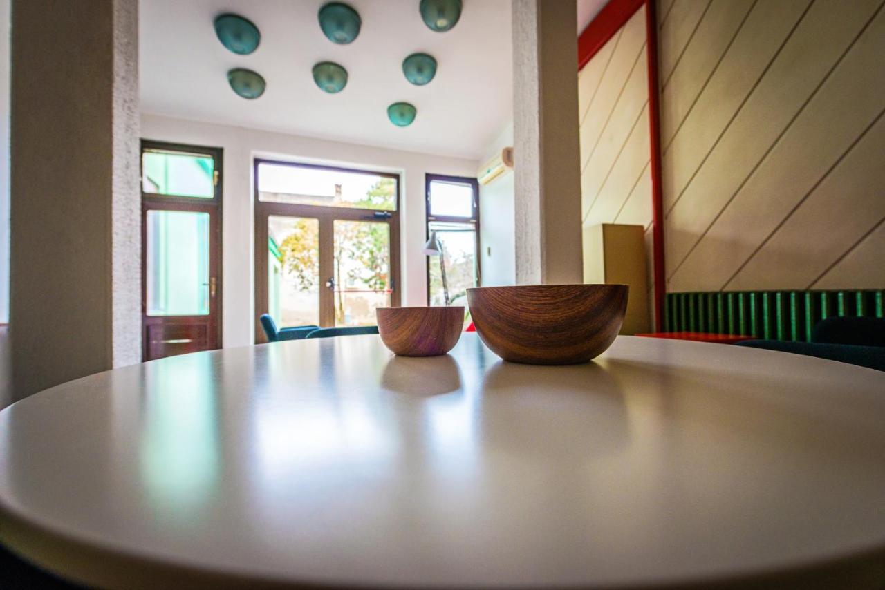 Pb Urban Garden Stay With Secured Parking Sremska Mitrovica Exteriér fotografie